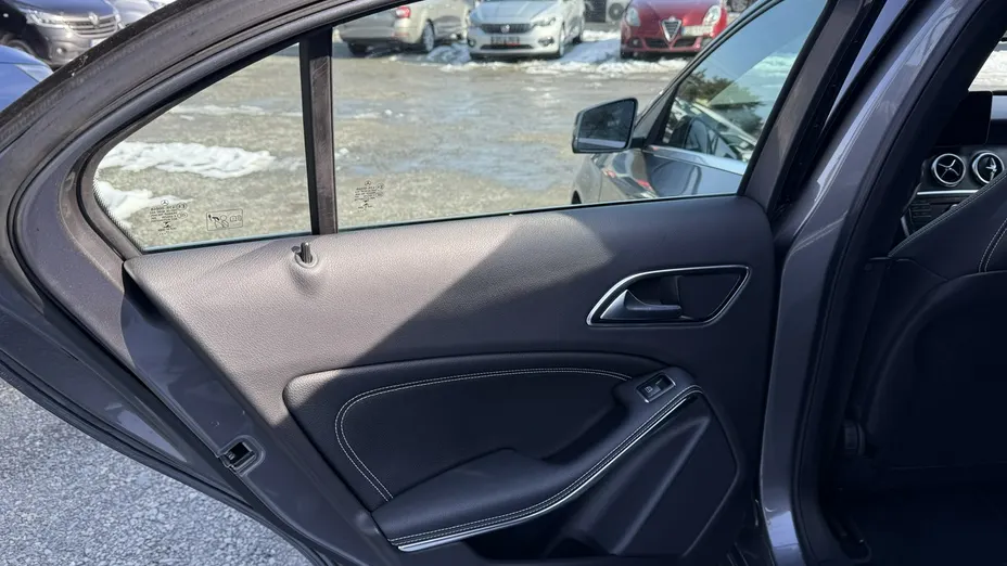 MERCEDES-BENZ A Klasa -