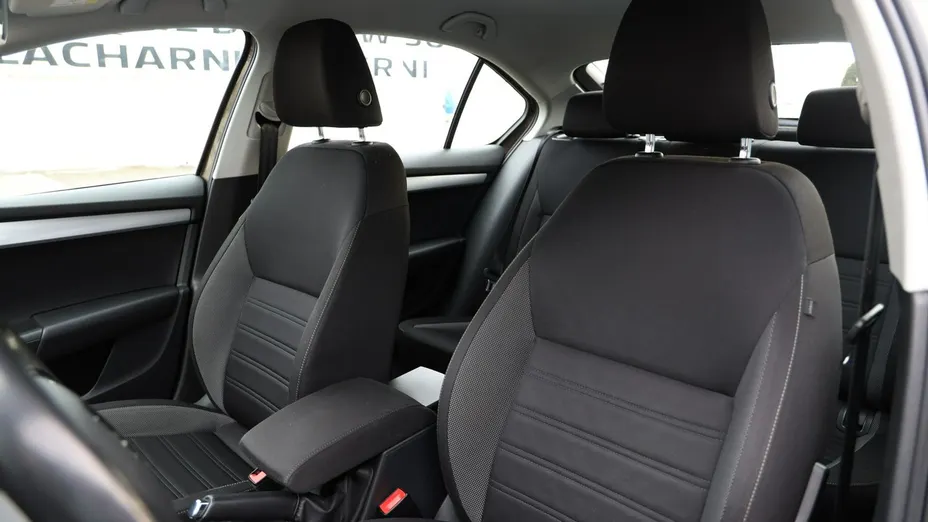 SKODA Octavia -