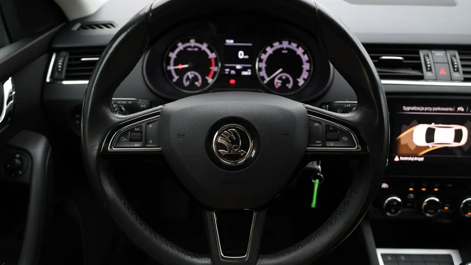 SKODA Octavia -