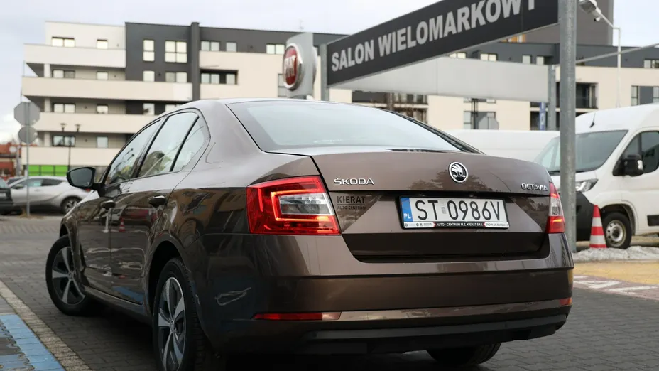 SKODA Octavia -