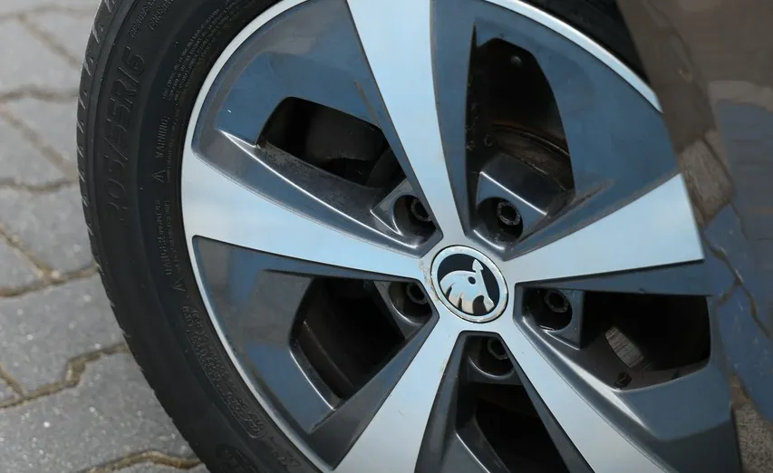 SKODA Octavia -