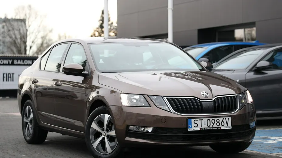 SKODA Octavia -