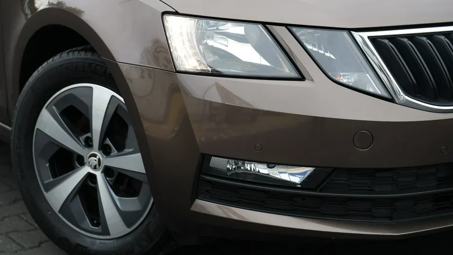 SKODA Octavia -