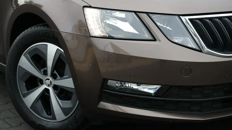 SKODA Octavia -