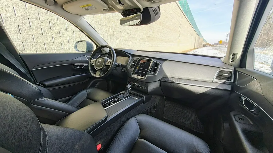VOLVO XC90 -