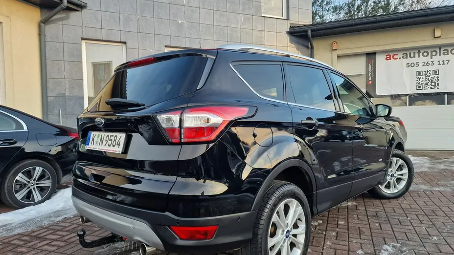 FORD Kuga -