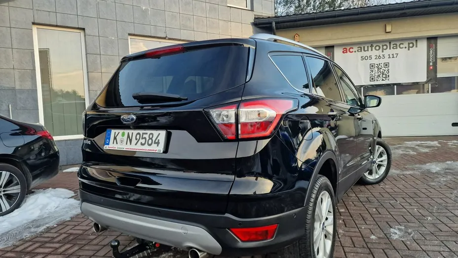FORD Kuga -