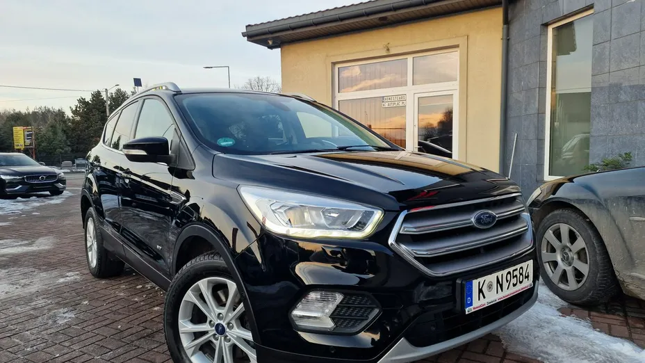 FORD Kuga -