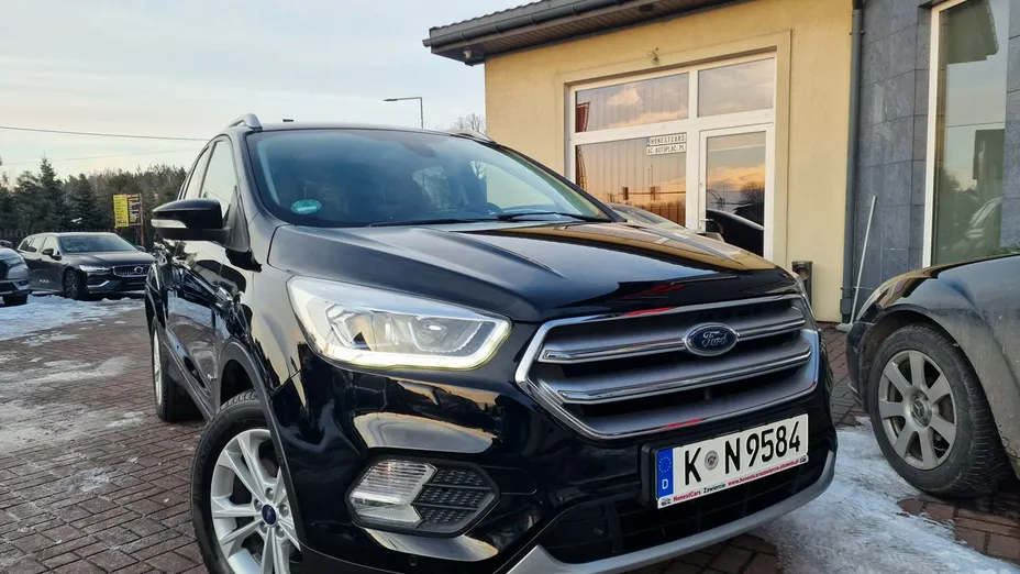 FORD Kuga -