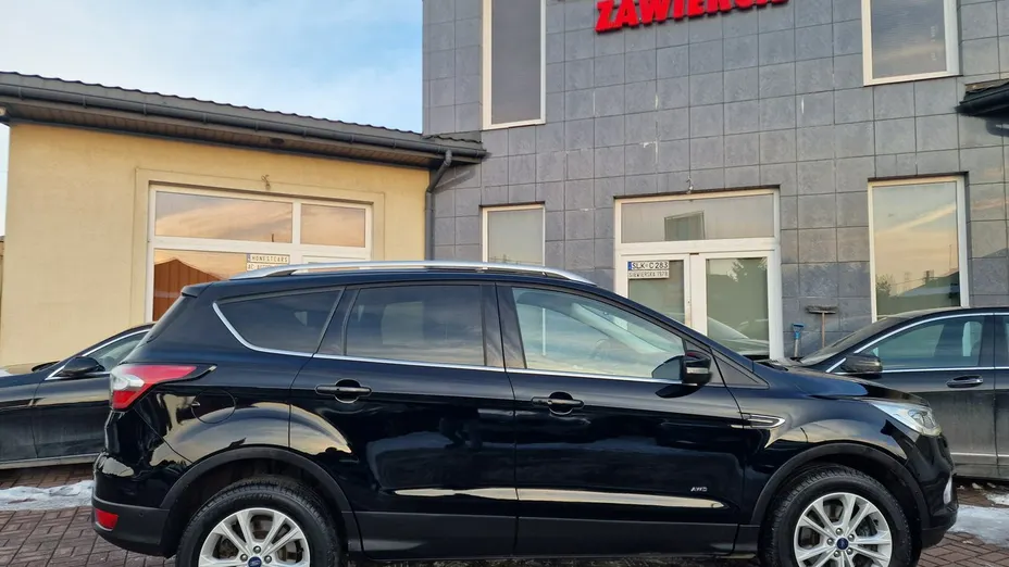 FORD Kuga -