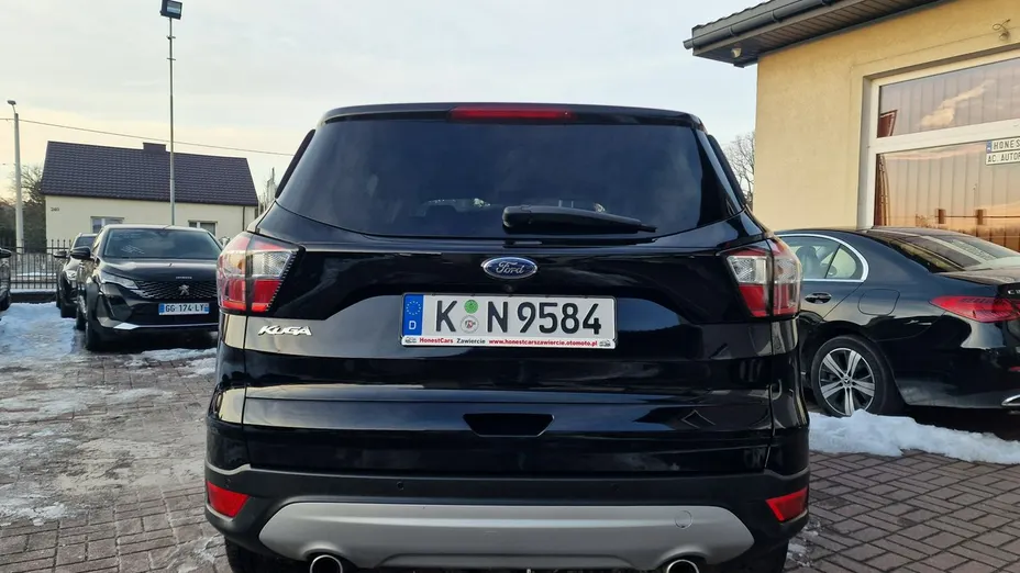 FORD Kuga -