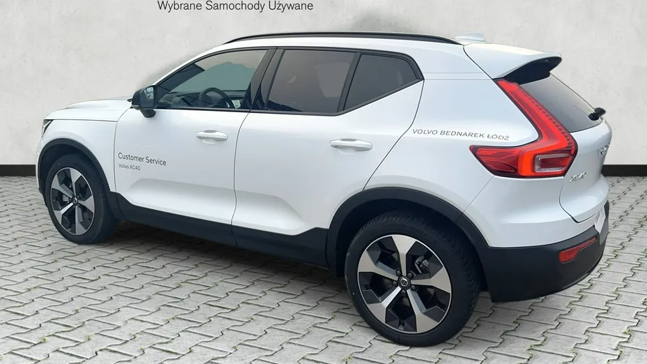 VOLVO XC40 -