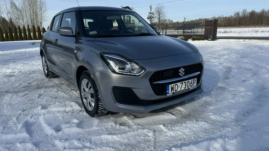 SUZUKI Swift -