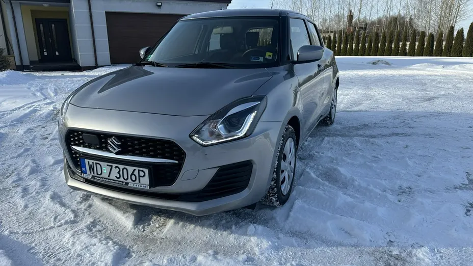 SUZUKI Swift -