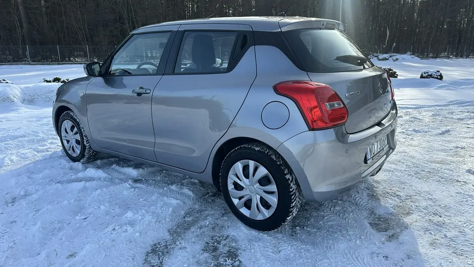 SUZUKI Swift -