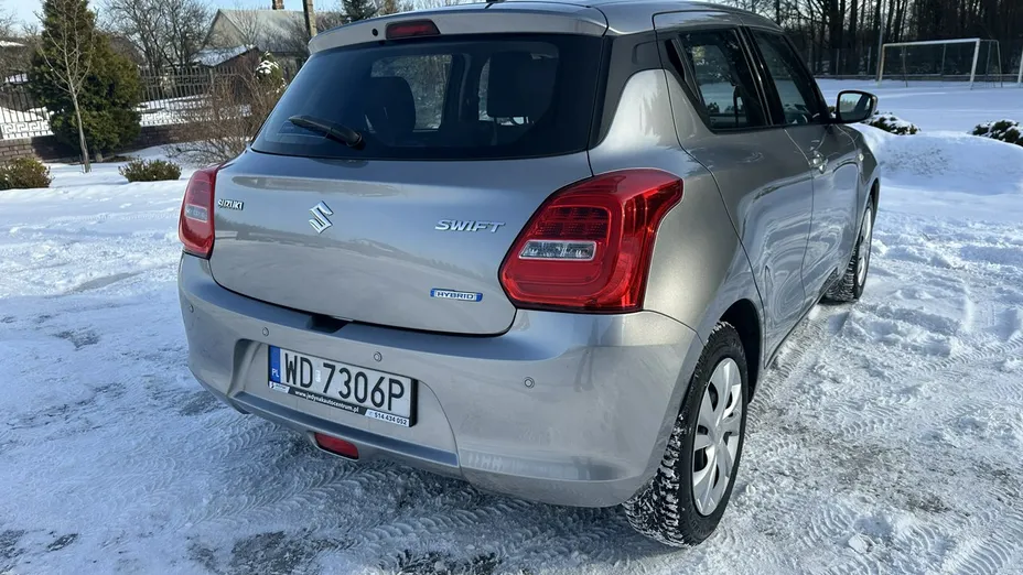 SUZUKI Swift -