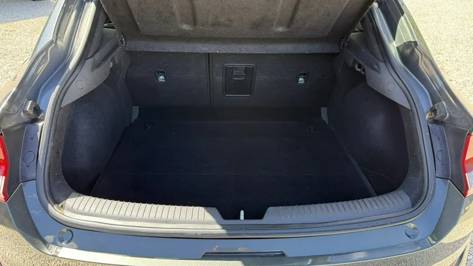 HYUNDAI i30 -