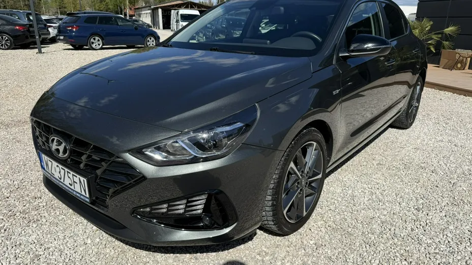 HYUNDAI i30 -