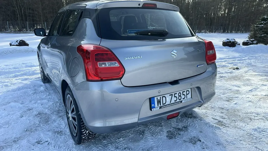 SUZUKI Swift -