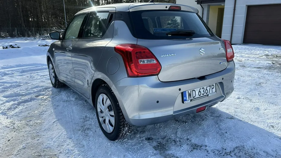 SUZUKI Swift -