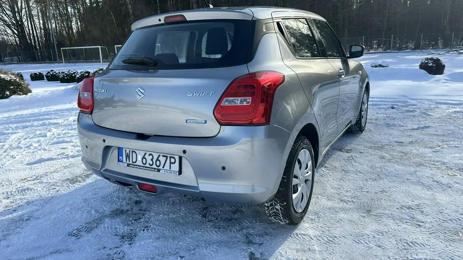 SUZUKI Swift -