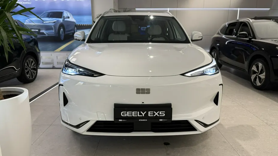 GEELY EX5 -