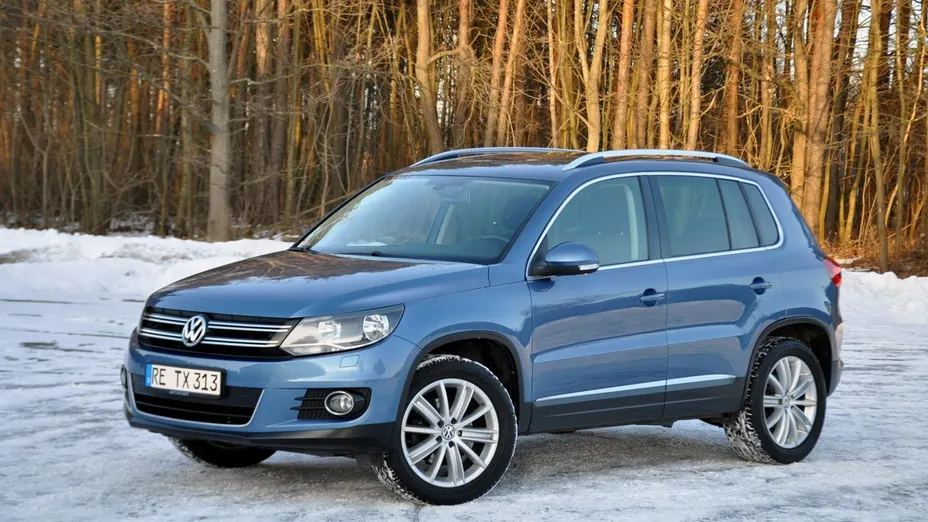 VOLKSWAGEN Tiguan -