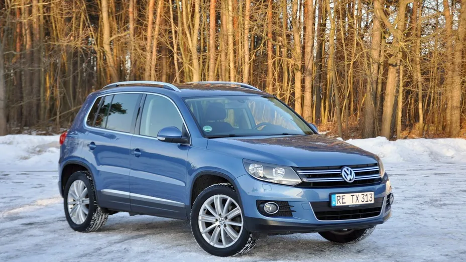 VOLKSWAGEN Tiguan -