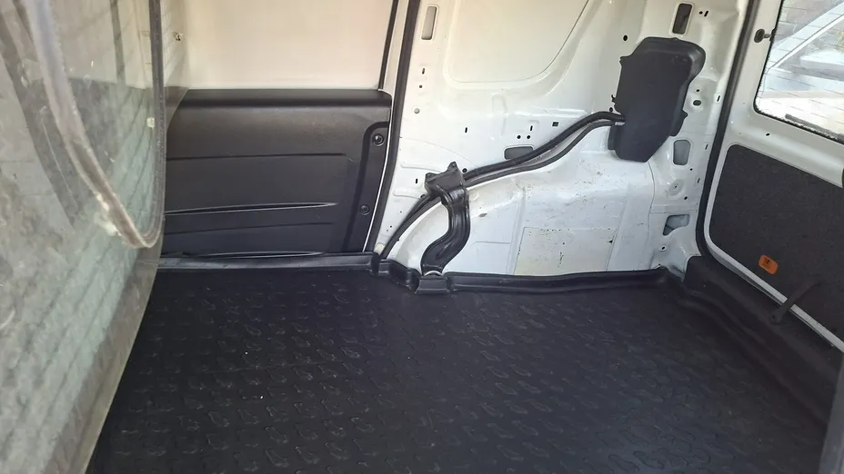 SKODA Praktik -