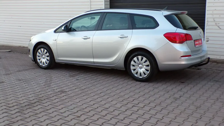 OPEL Astra -