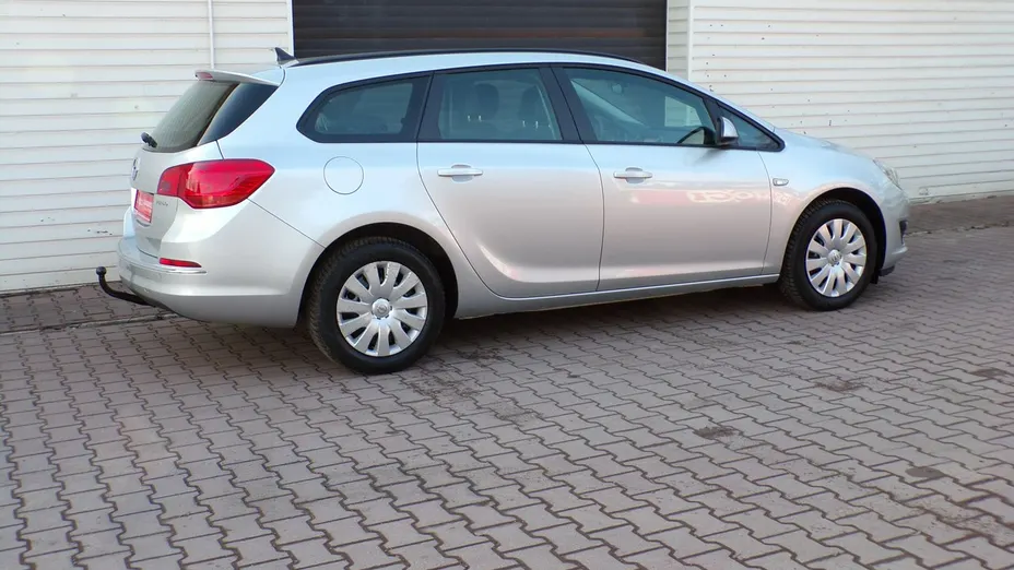 OPEL Astra -