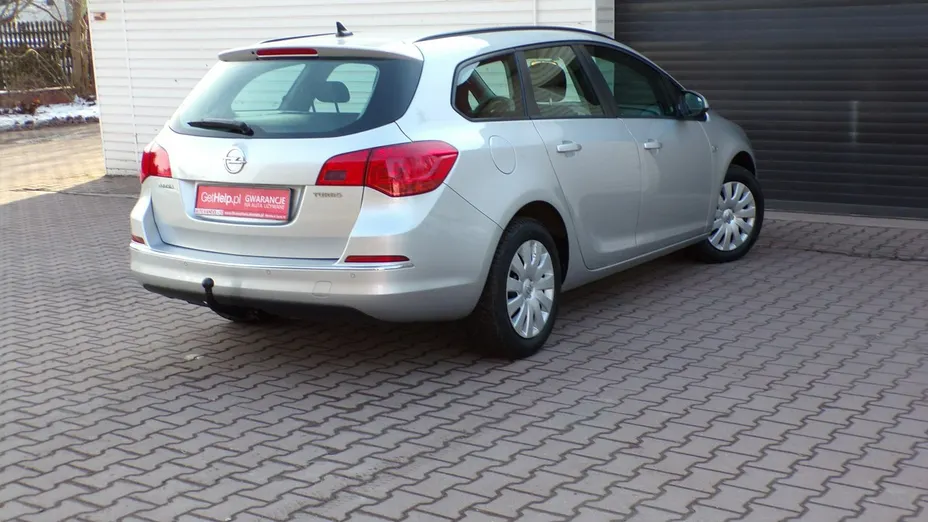 OPEL Astra -