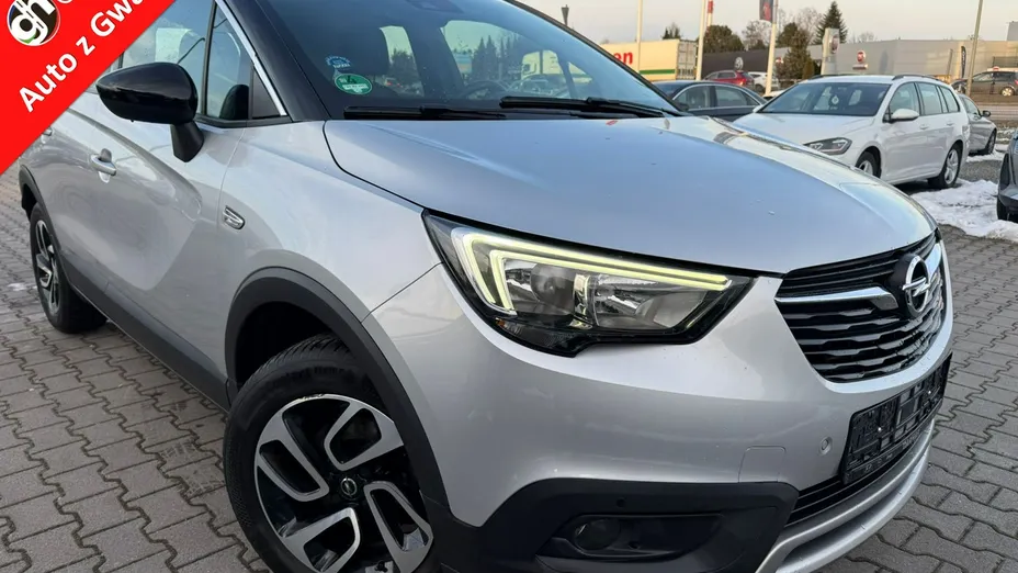OPEL Crossland X -