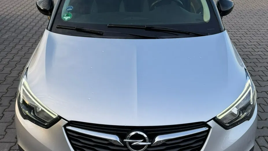 OPEL Crossland X -
