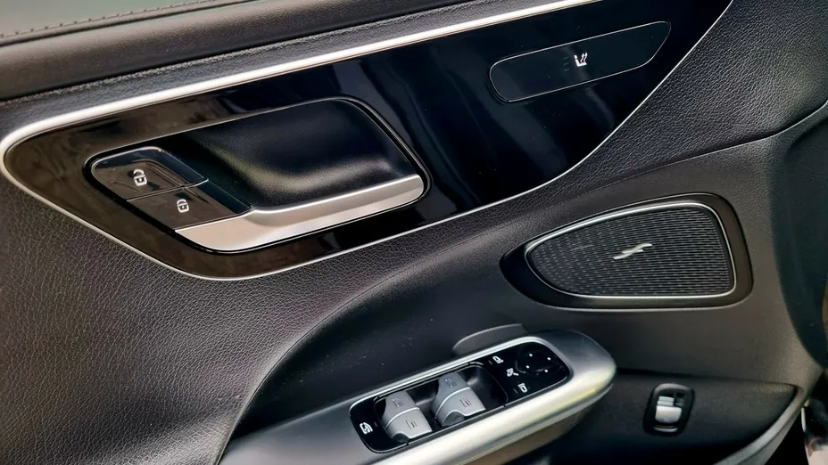 MERCEDES-BENZ C Klasa -