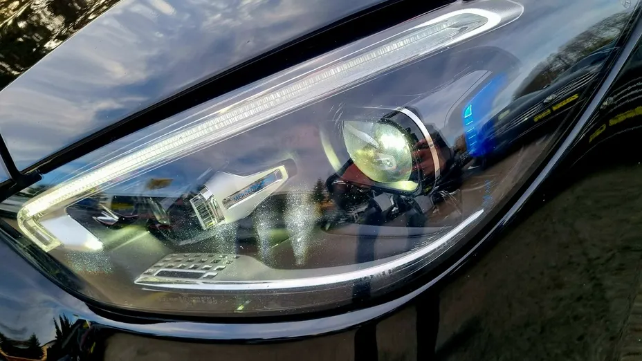 MERCEDES-BENZ C Klasa -