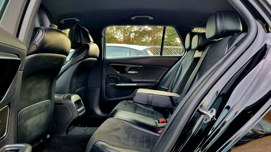 MERCEDES-BENZ C Klasa -