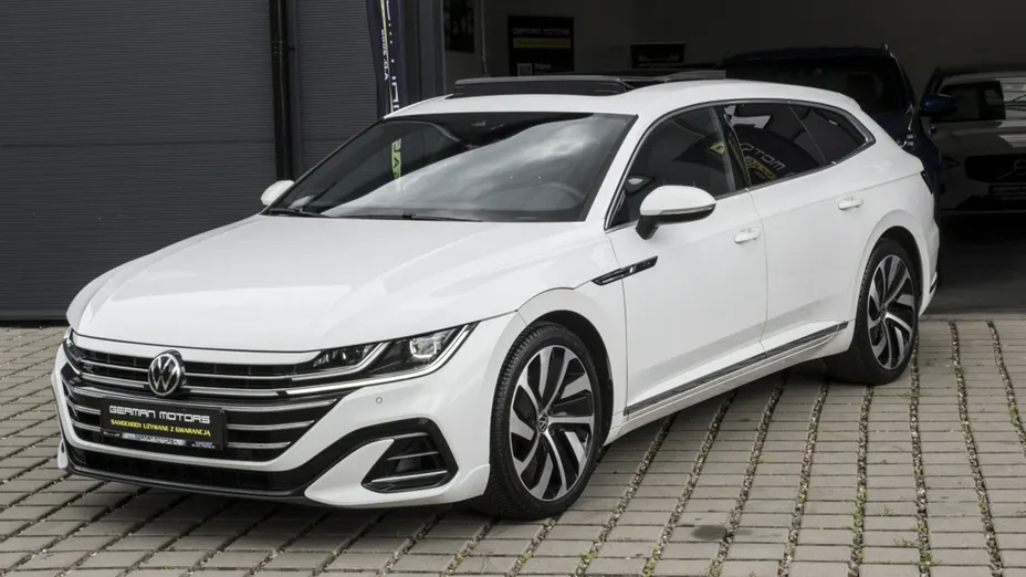 VOLKSWAGEN Arteon -