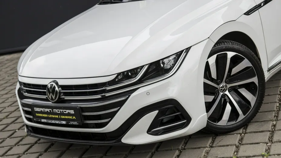 VOLKSWAGEN Arteon -