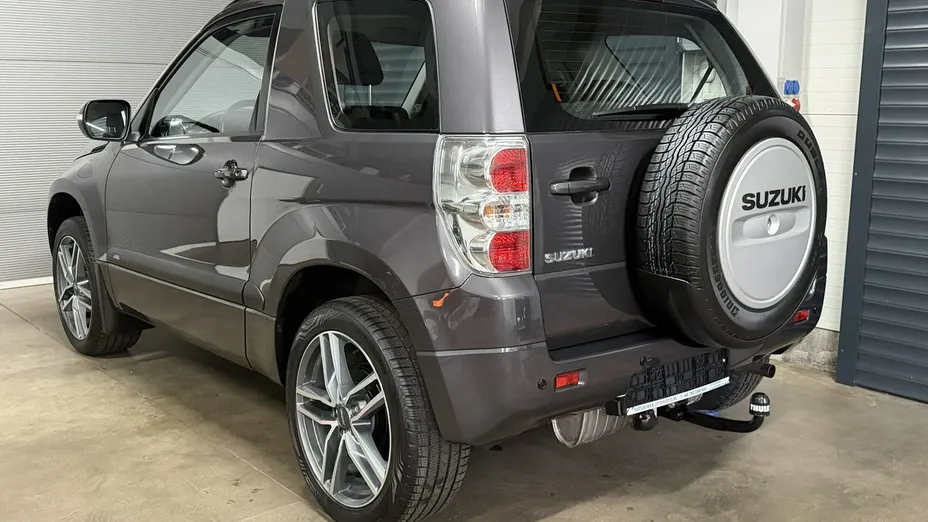 SUZUKI Grand Vitara -