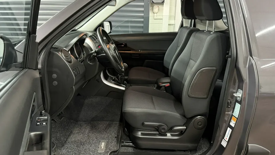 SUZUKI Grand Vitara -
