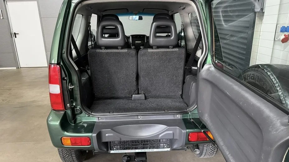 SUZUKI Jimny -