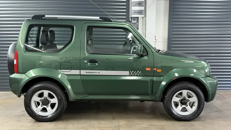 SUZUKI Jimny -