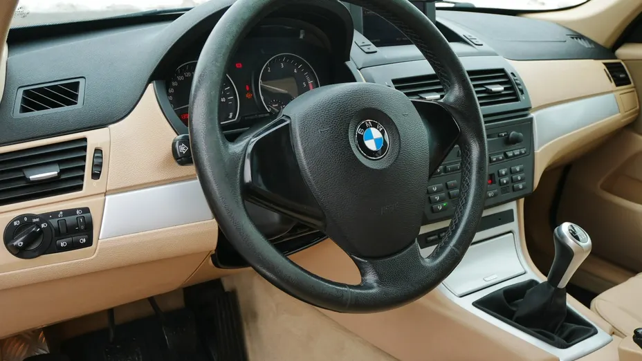 BMW X3 -