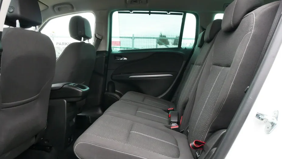 OPEL Zafira -