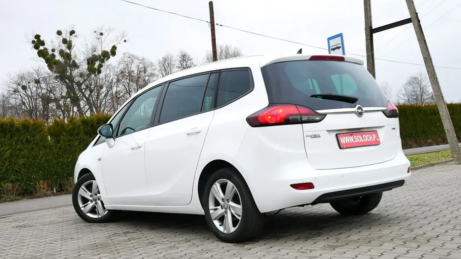 OPEL Zafira -