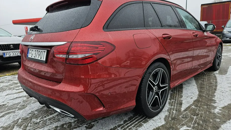 MERCEDES-BENZ C Klasa -