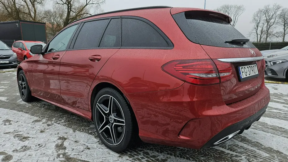 MERCEDES-BENZ C Klasa -