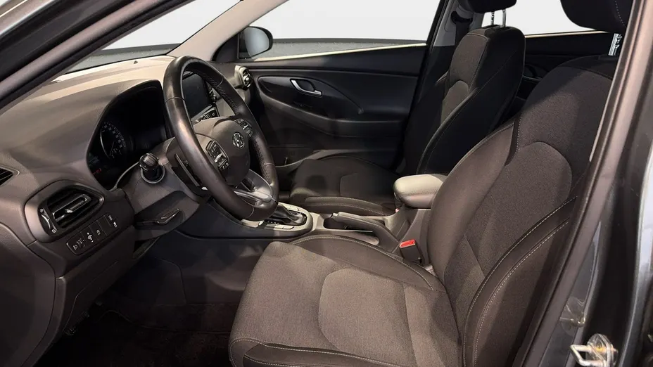 HYUNDAI i30 i30 Fastback 1.5 T-GDI 48V Smart DCT