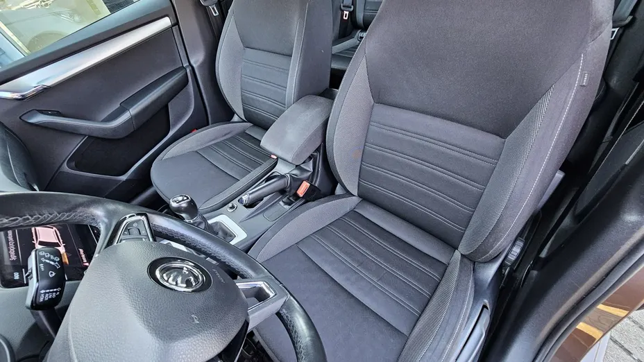 SKODA Octavia -